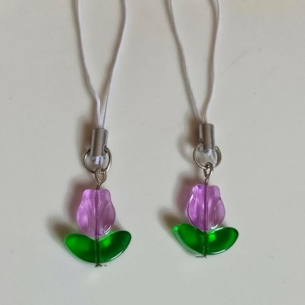 Tulip Hang