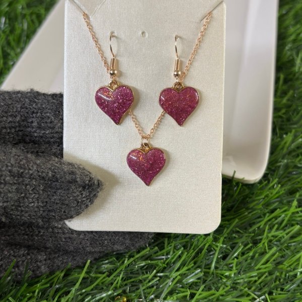 Alternative view of Twilight Hearts